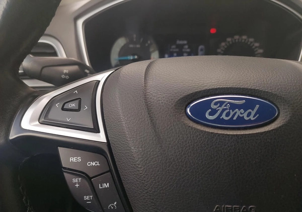 Ford Mondeo cena 62500 przebieg: 122500, rok produkcji 2018 z Tyszowce małe 704